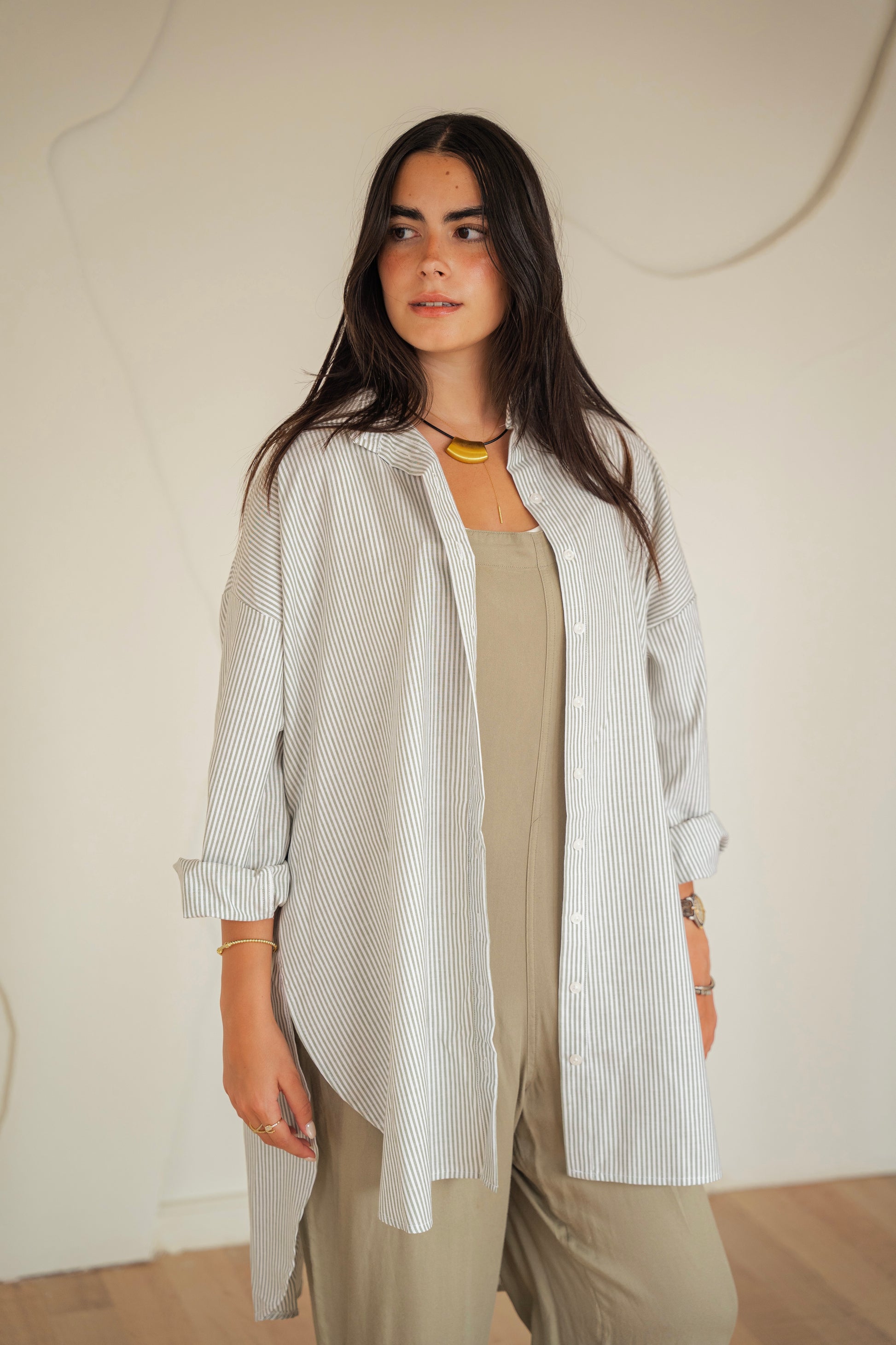 Puff high-low shirt striped Oxford in Olive