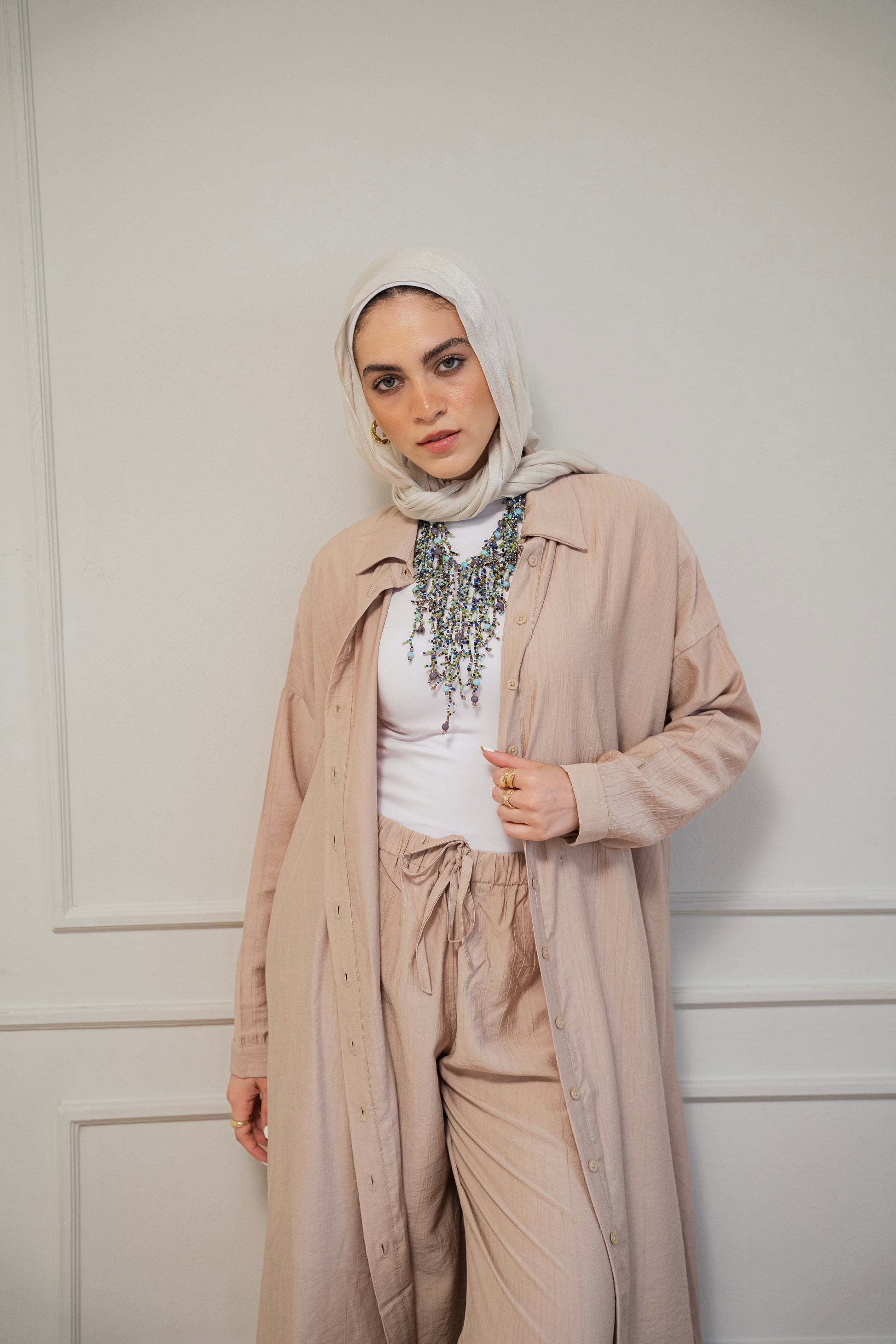 Crinkled - Long shirt in Beige