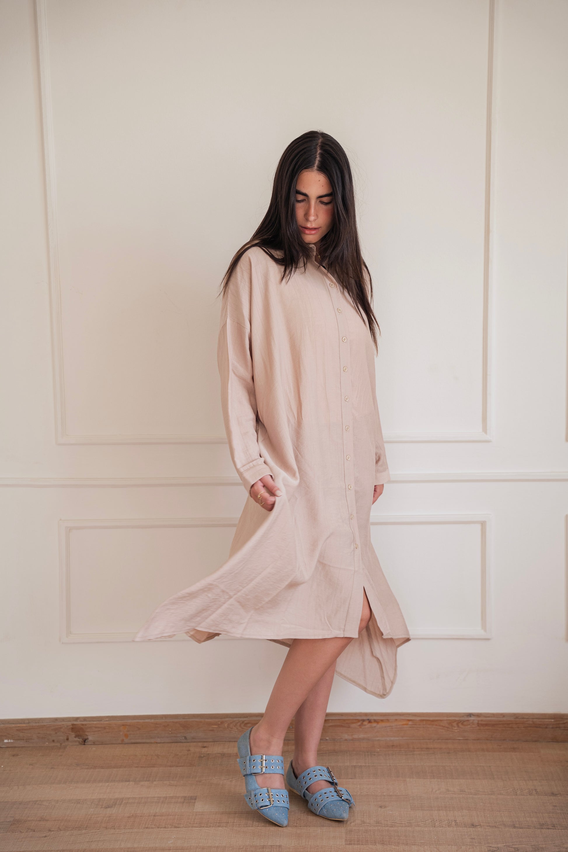 Crinkled - Long shirt in Beige