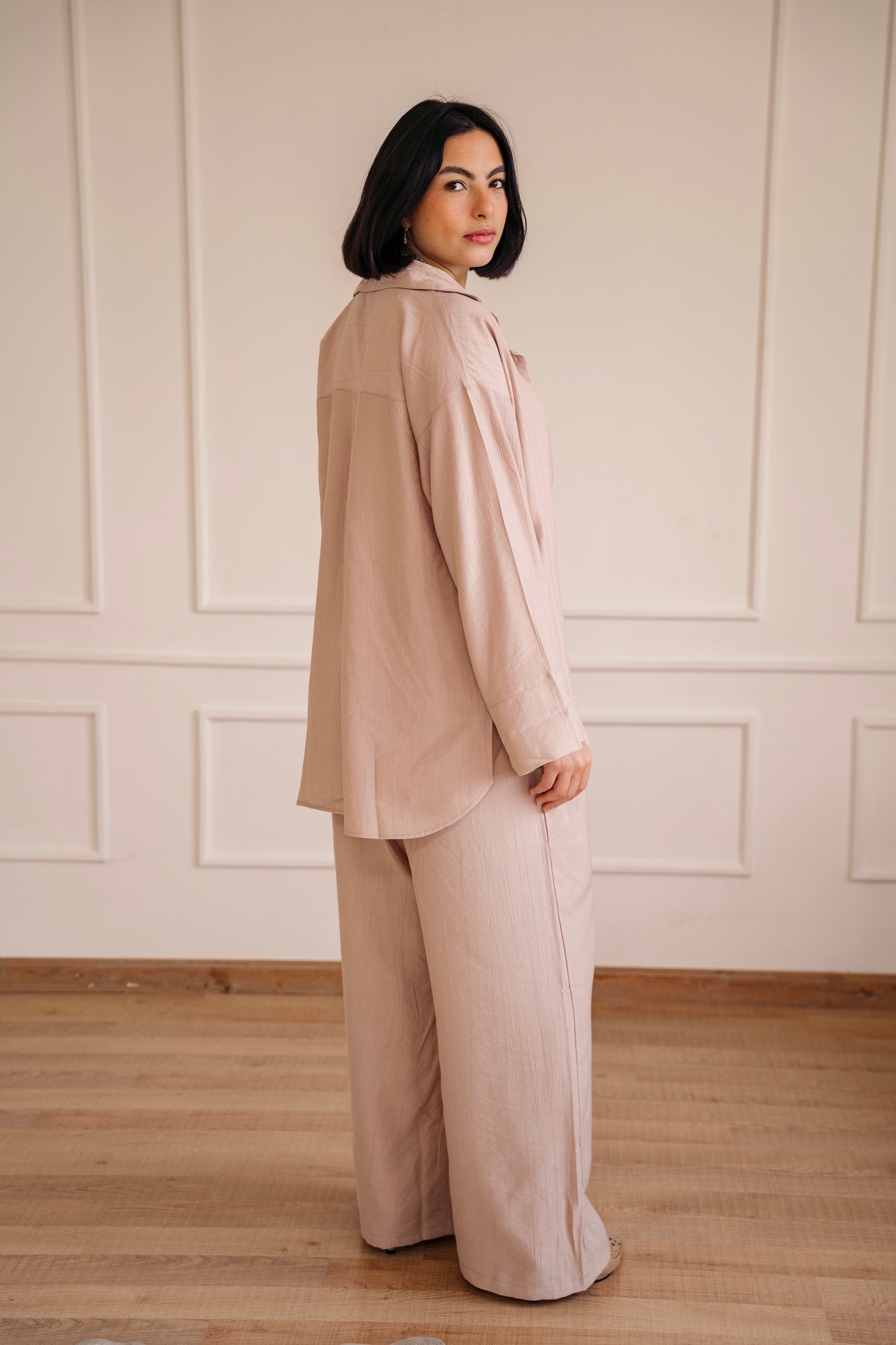 Crinkled - set in Beige