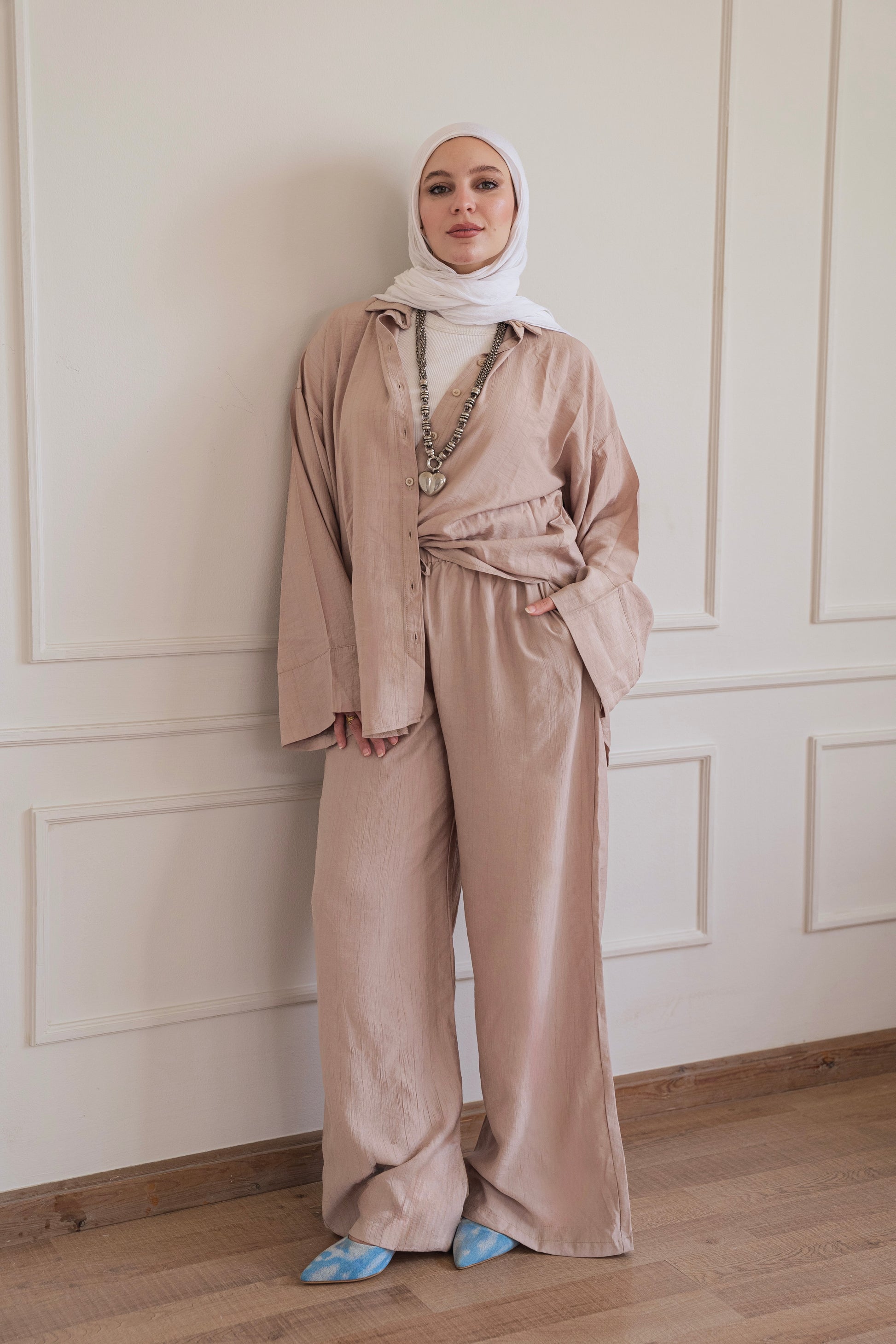 Crinkled - set in Beige