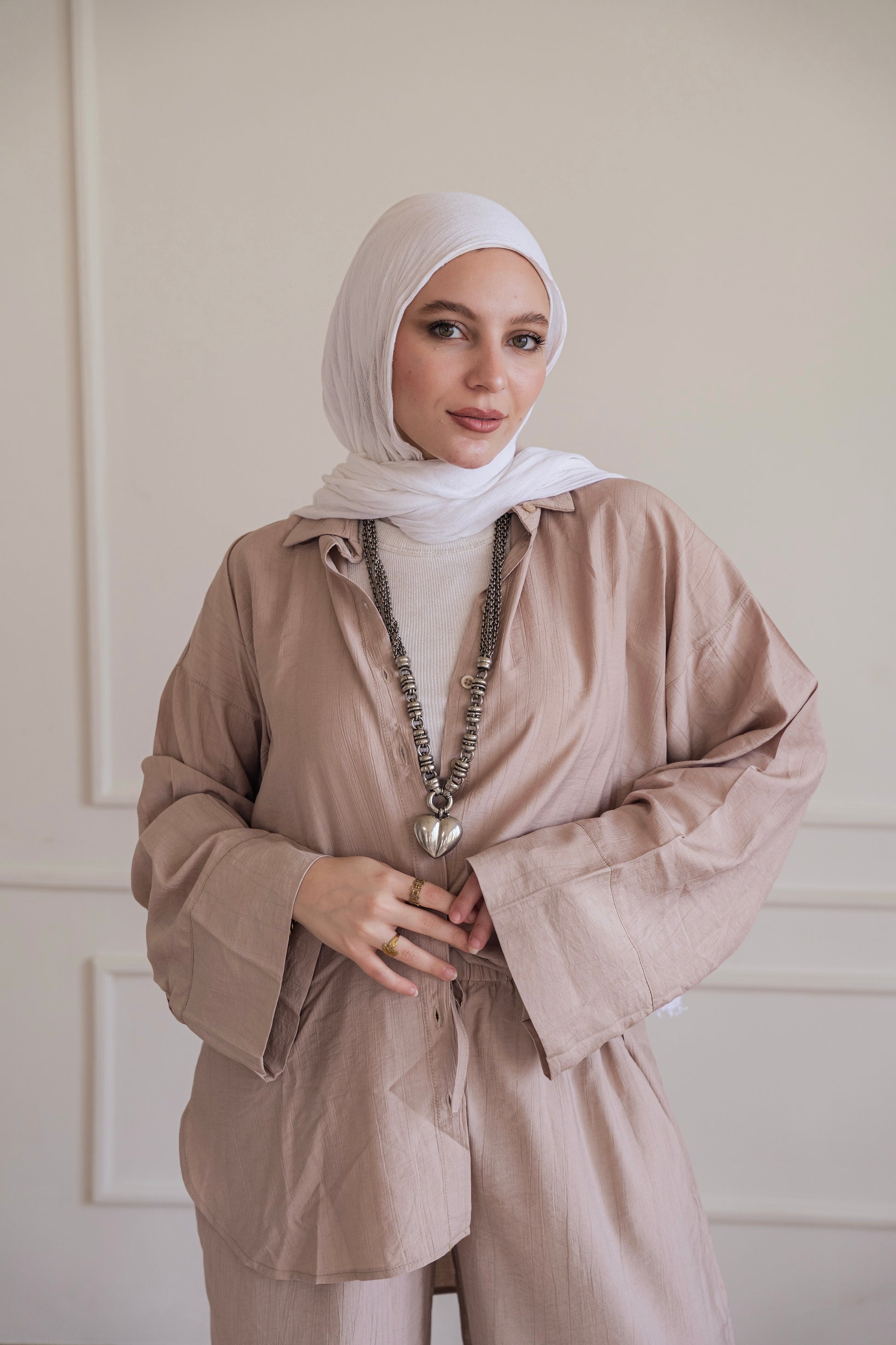 Crinkled - set in Beige