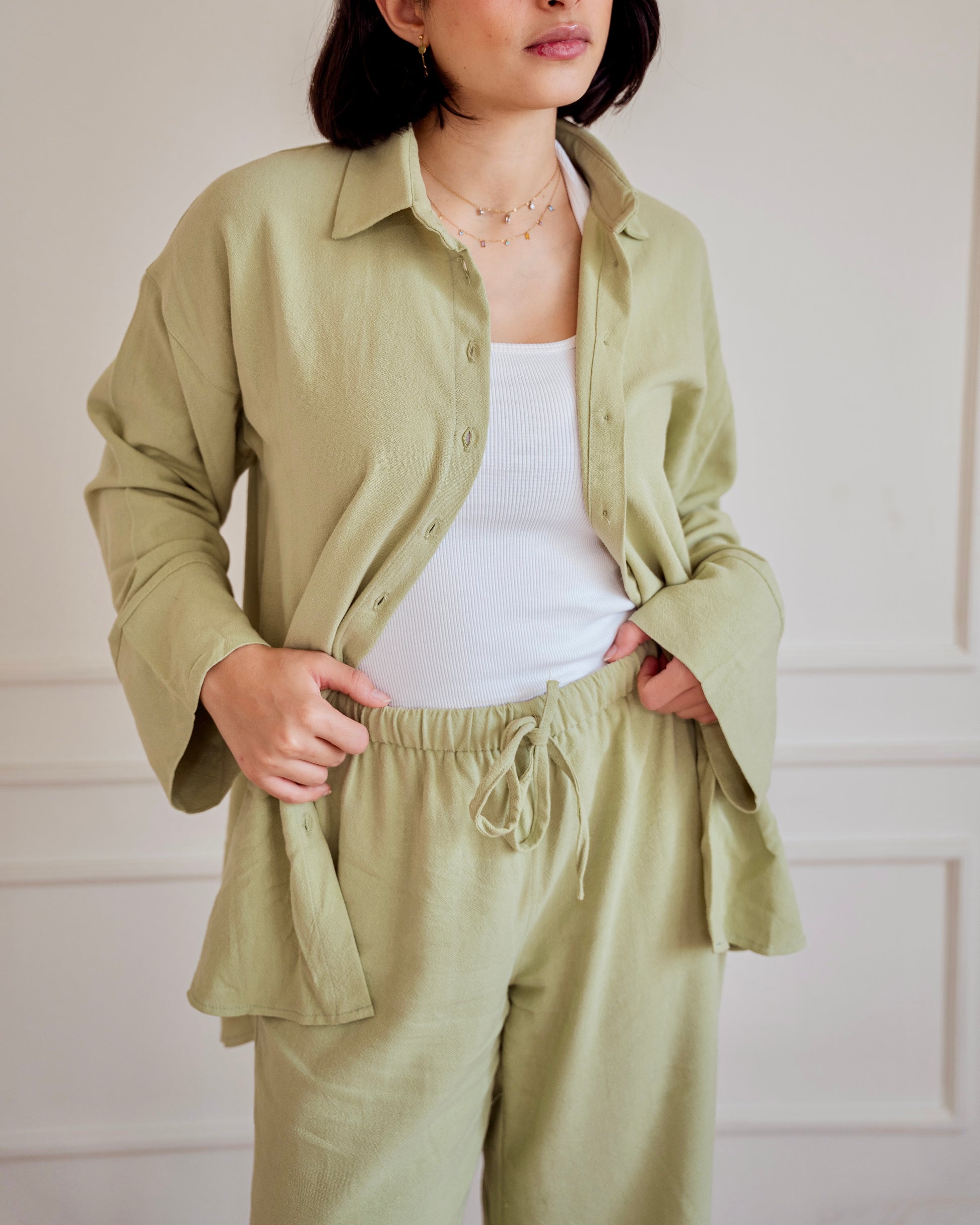 Lino - set in Pistachio