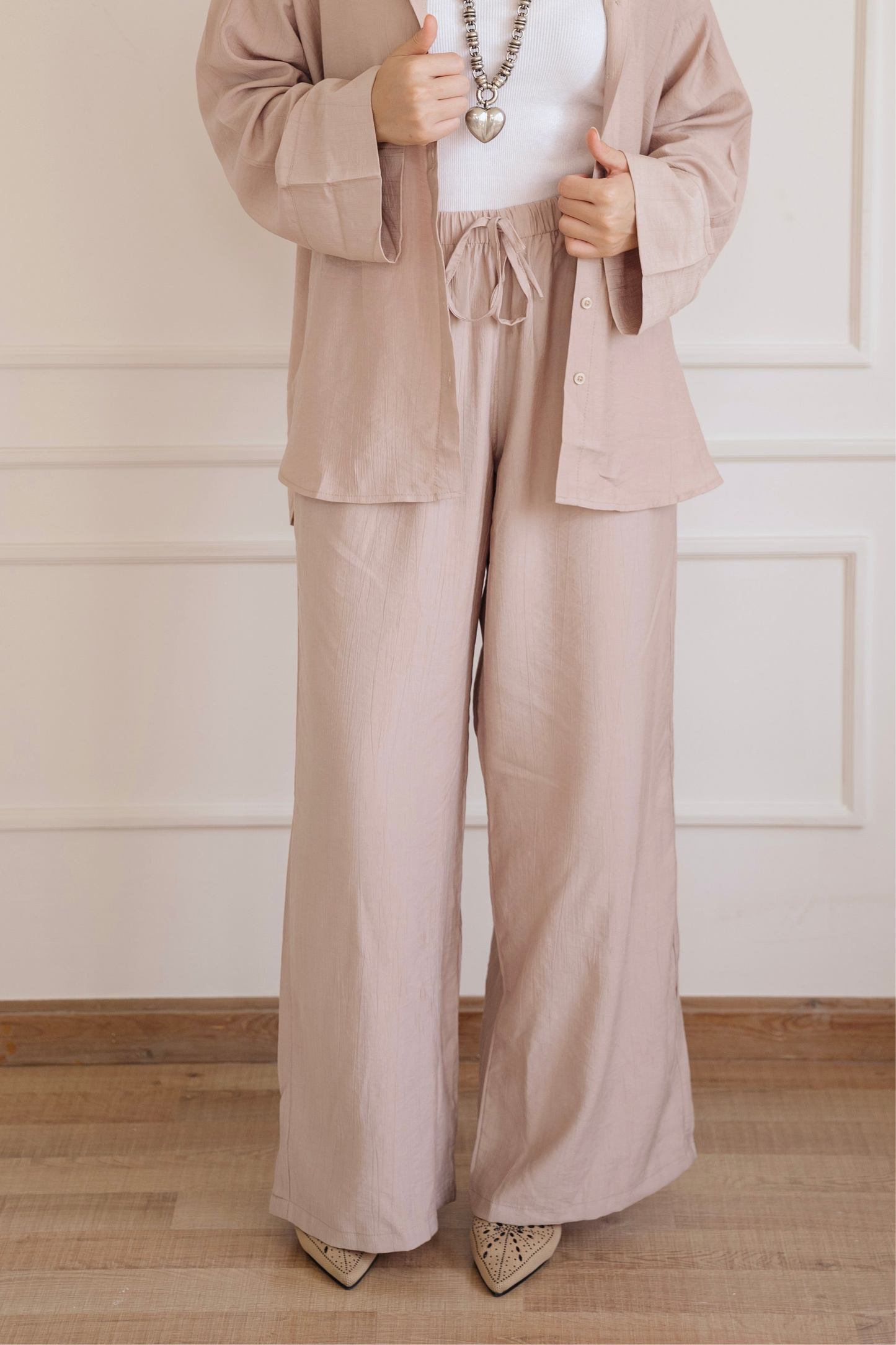 Crinkled - wide pants in Beige