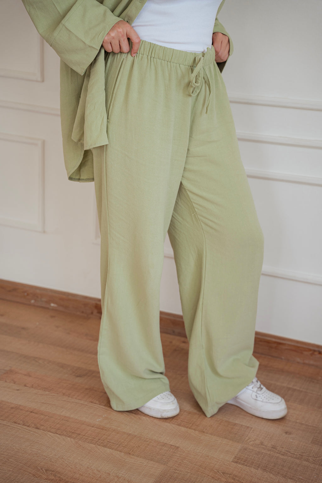 Lino - wide pants in Pistachio