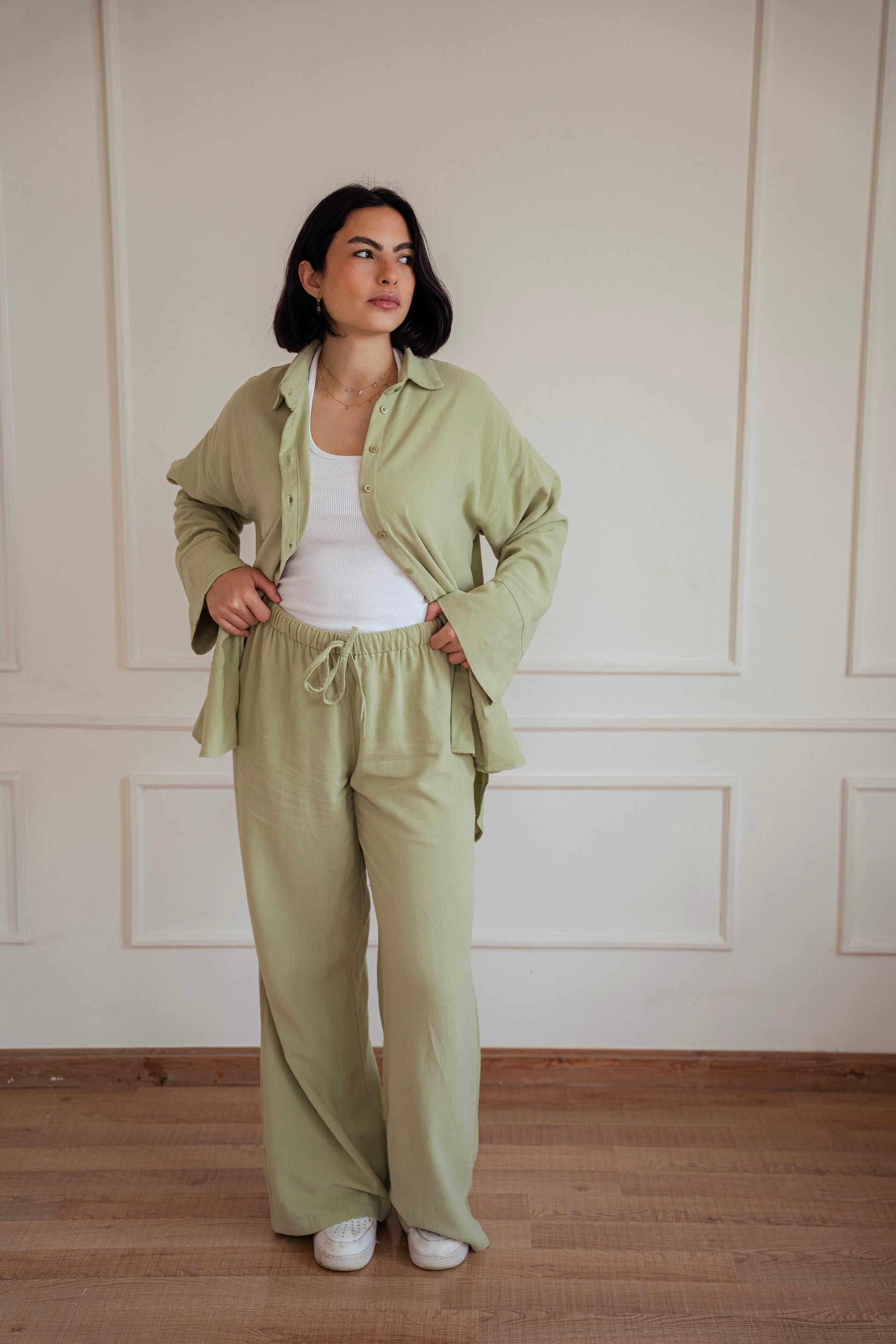 Lino - set in Pistachio