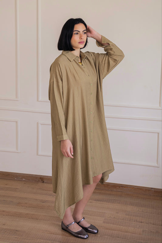 Crinkled - Long shirt in Olive