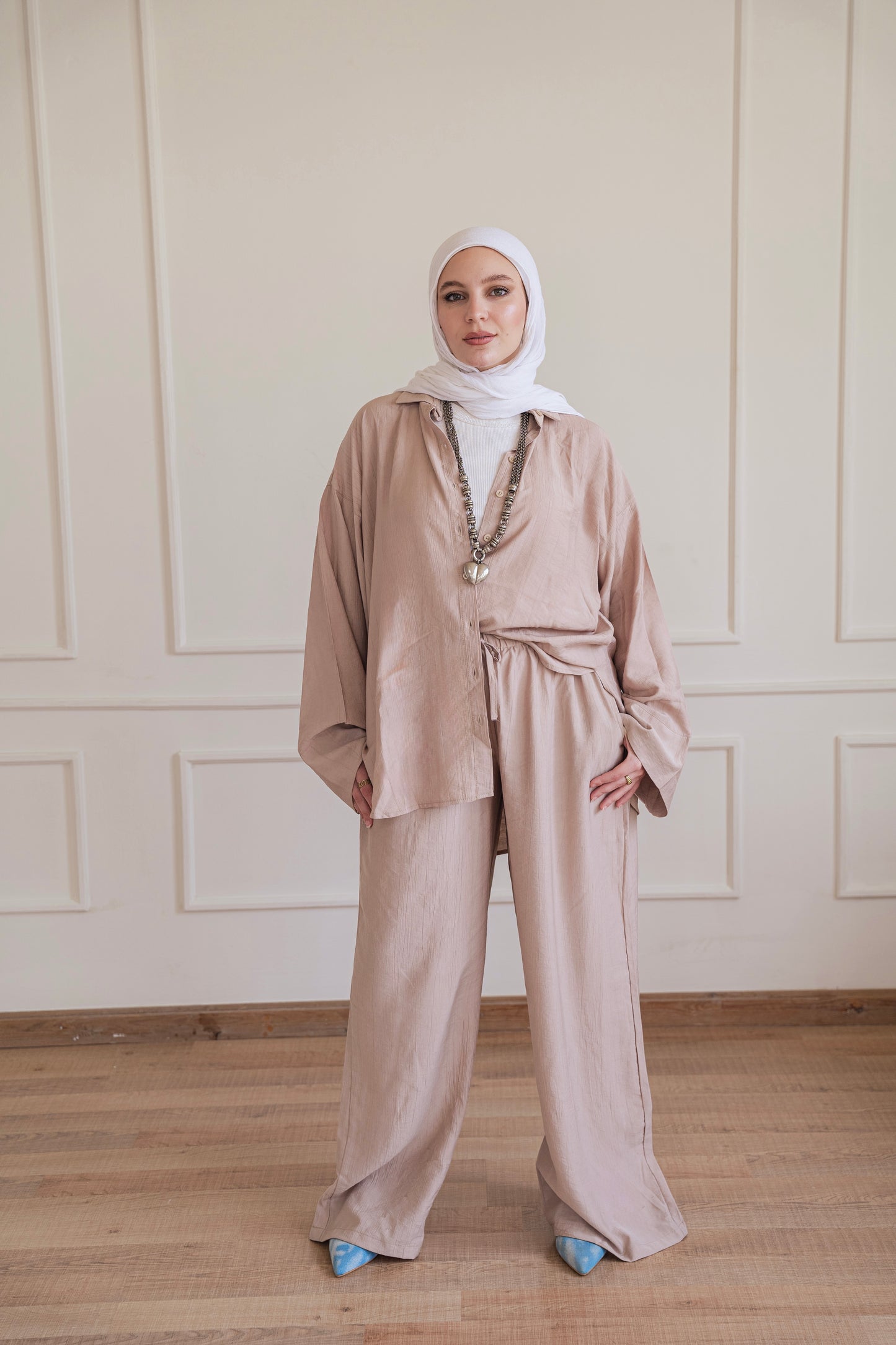 Crinkled - set in Beige